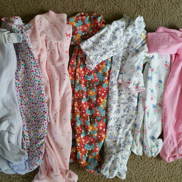 NB-6MO SLEEPERS - Picture 1 of 1